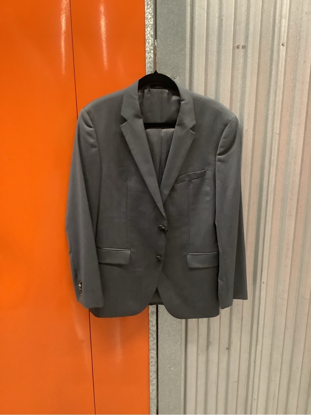 Hugo Boss Men's Charcoal Gray Two-Button Suit Jacket